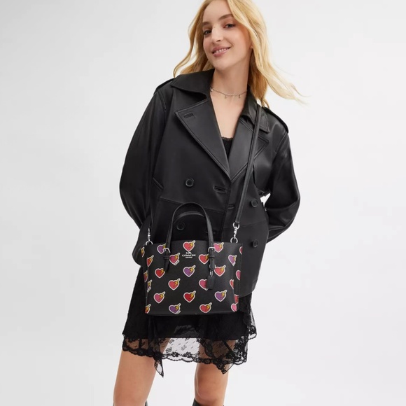 Coach Mollie Tote Bag 25 With Heart Bolt Print - Picture 7 of 13